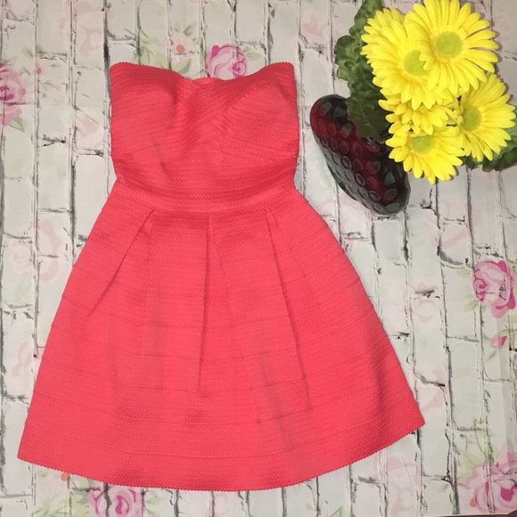 Express Strapless Fit and Flare Bandage Dress - Picture 3 of 5